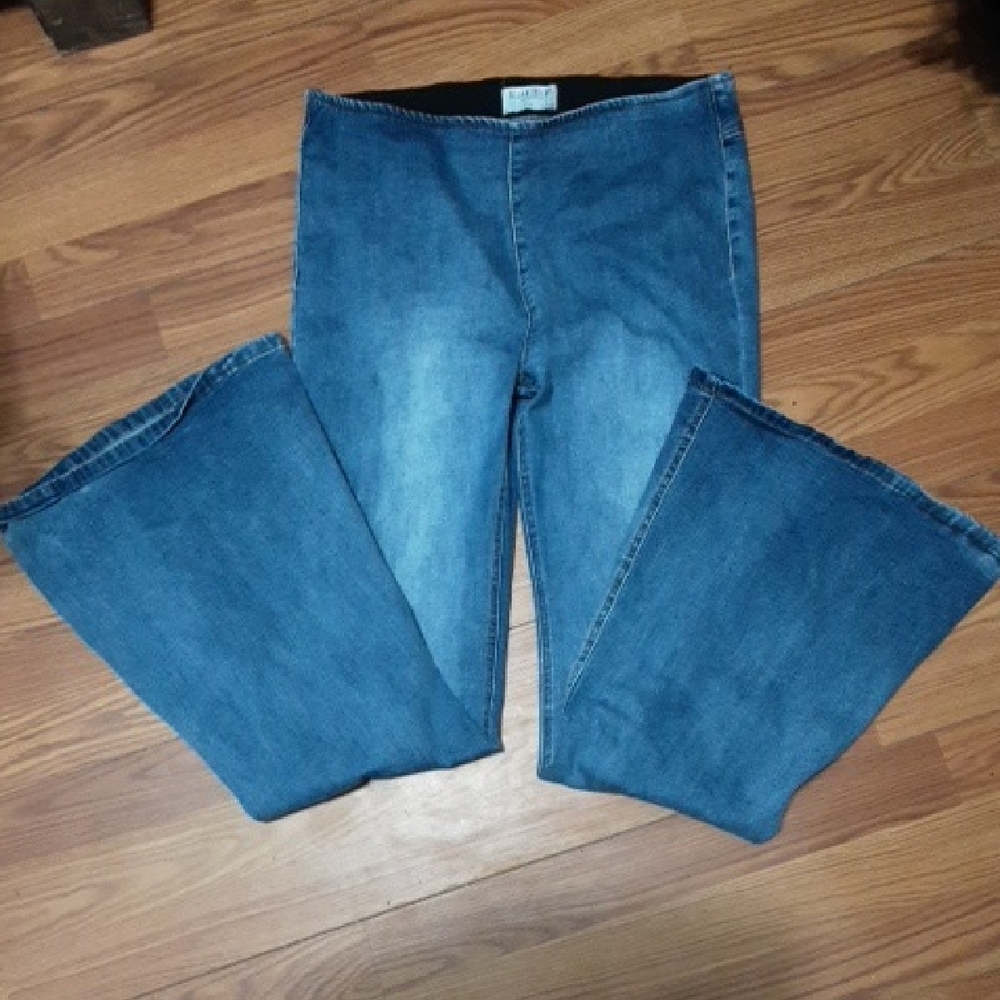 BLANK PAIGE Denim‎ CO. High Waist Flat Front Pull On Denim Jeans